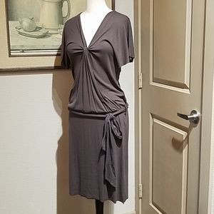 Sisley knot front dress sz M
